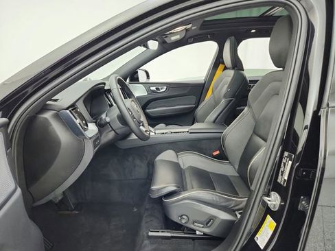 Certified 2024 Volvo XC60 T8 Polestar image 17