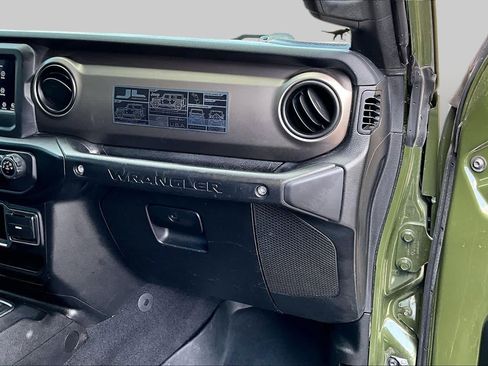 Used 2021 Jeep Wrangler Sport AWD/4WD image 19