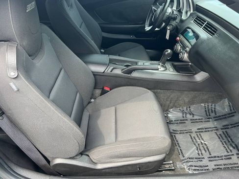 Used 2010 Chevrolet Camaro SS w/ RS Package RWD image 23