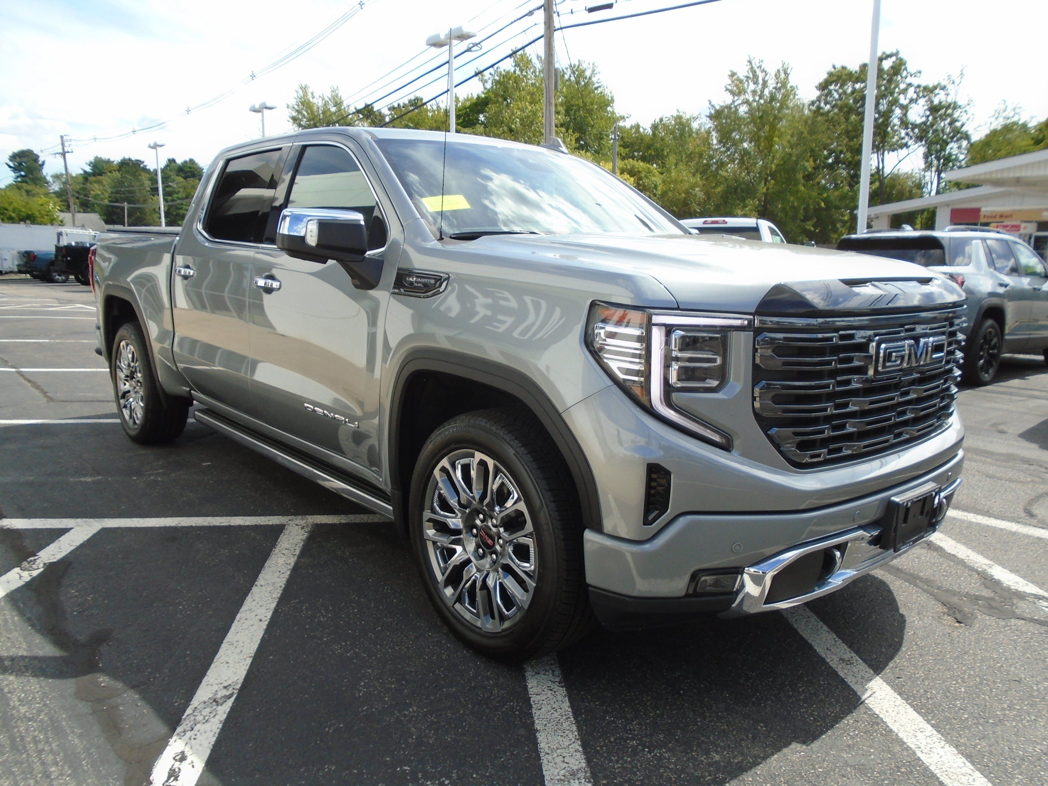 Certified 2025 GMC Sierra 1500 Denali Ultimate AWD/4WD image 5