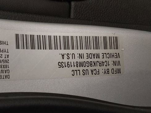 Used 2021 Jeep Grand Cherokee L Limited AWD/4WD image 33