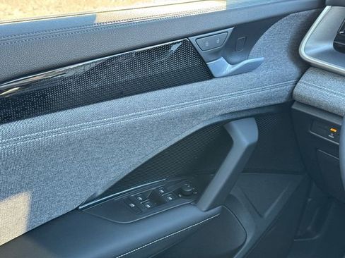 New 2026 Volkswagen Tiguan S image 30