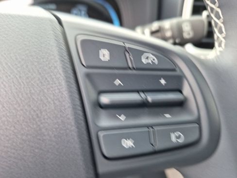 New 2026 Hyundai Venue SEL FWD image 19