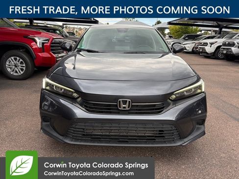 Used 2022 Honda Civic EX image 2