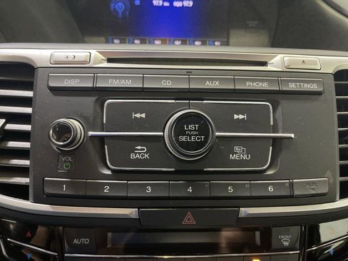 Used 2017 Honda Accord LX image 15