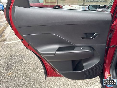 Used 2025 Hyundai Kona SEL image 39