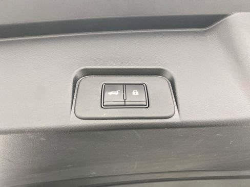 Used 2021 Nissan Rogue SV w/ Premium Package AWD/4WD image 25