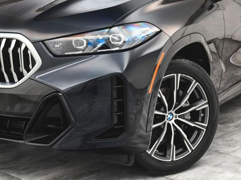 Used 2026 BMW X6 xDrive40i AWD/4WD image 44