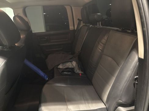 Used 2014 RAM 1500 Express image 7