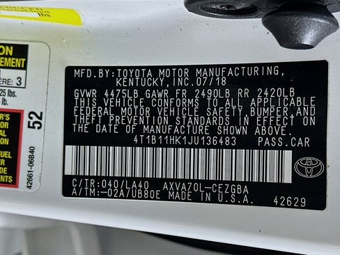 Used 2018 Toyota Camry XLE image 12