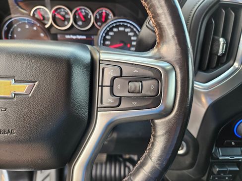 Used 2022 Chevrolet Silverado 3500 LT w/ Convenience Package AWD/4WD image 21