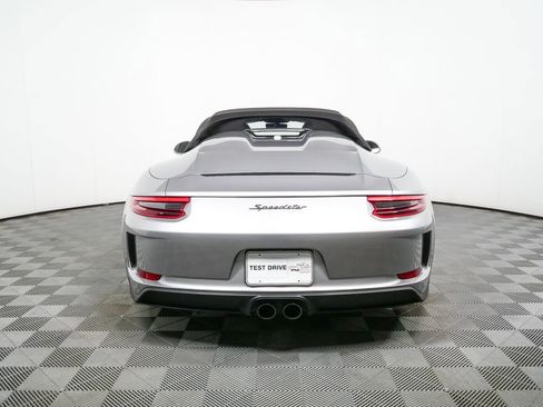 Certified 2019 Porsche 911 Speedster image 32