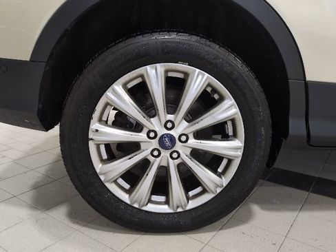 Used 2018 Ford Escape Titanium image 20