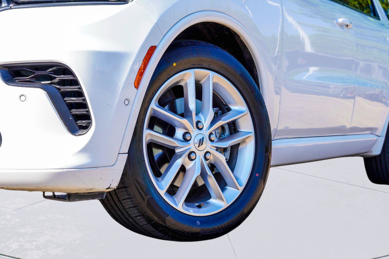 Used 2024 Dodge Durango R/T AWD/4WD image 2