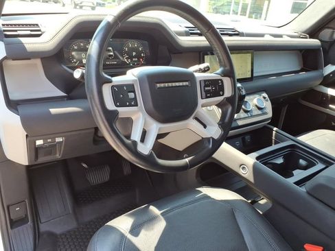 Used 2023 Land Rover Defender 90 S AWD/4WD image 18