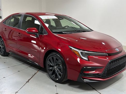 Certified 2025 Toyota Corolla SE w/ Body Protection Package (TMS) image 3