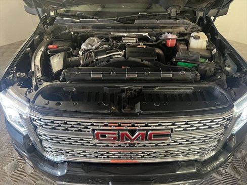 Used 2022 GMC Sierra 3500 Denali w/ Denali Ultimate Package AWD/4WD image 15