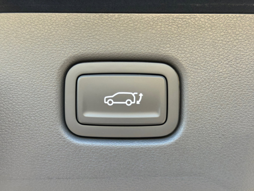 New 2027 Hyundai Kona Limited FWD image 19