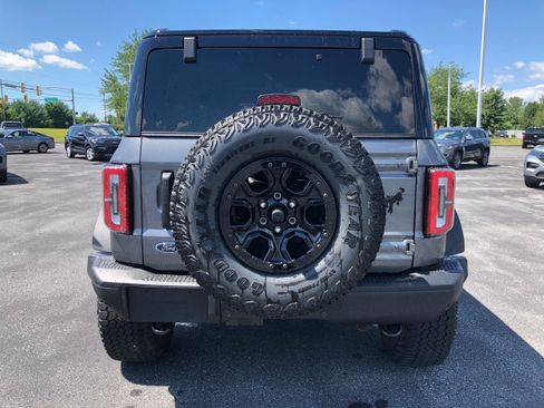 New 2025 Ford Bronco Badlands w/ Sasquatch Package image 4