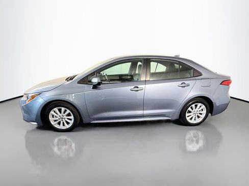 Used 2024 Toyota Corolla LE w/ LE Convenience Package FWD image 6