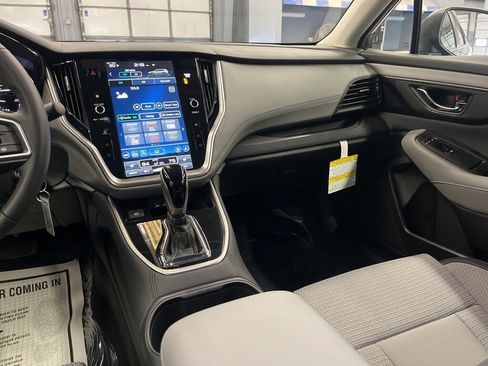 Certified 2025 Subaru Outback Premium w/ Popular Package #1A image 21