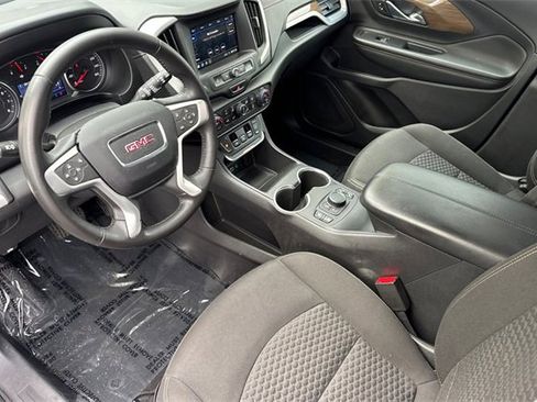 Used 2020 GMC Terrain SLE w/ Driver Convenience Package image 10