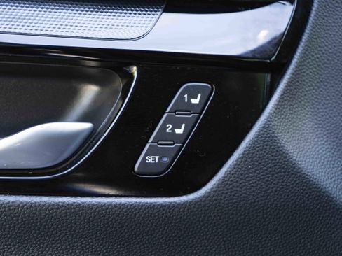 Used 2024 Honda CR-V EX-L image 37