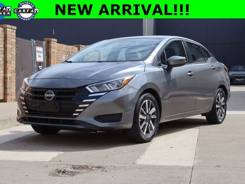 Used 2024 Nissan Versa SV FWD image 1