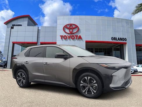 Used 2024 Toyota bZ4X XLE w/ Weather Package image 1