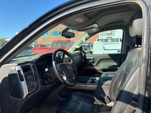 Used 2018 Chevrolet Silverado 1500 LTZ w/ Texas Edition AWD/4WD image 3