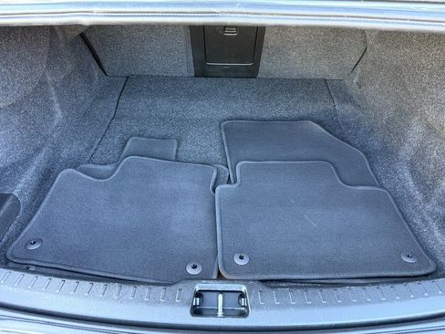 Used 2022 Volvo S60 B5 Momentum w/ Premium Package image 16