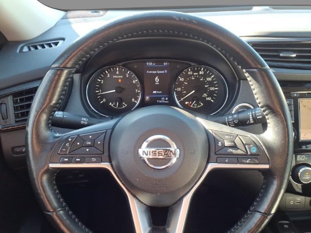 Used 2020 Nissan Rogue SV w/ Premium Package FWD image 21