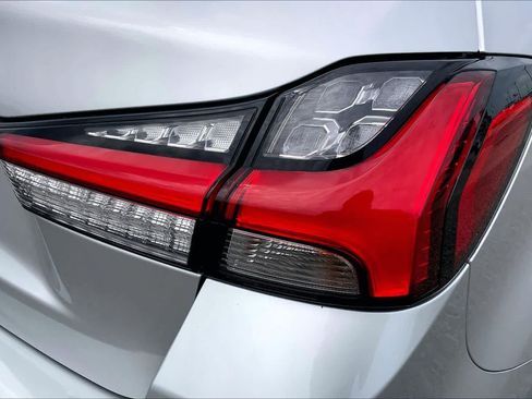 Used 2024 Mitsubishi Outlander Sport ES AWD/4WD image 30