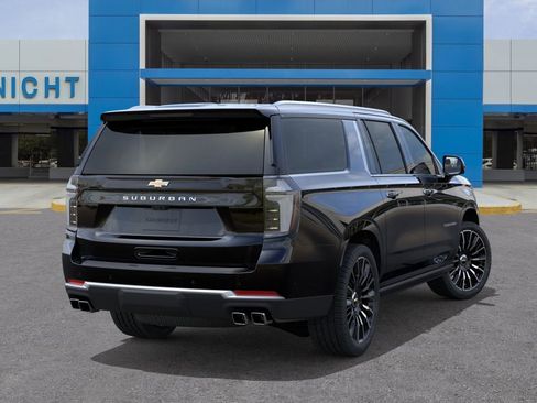 New 2026 Chevrolet Suburban High Country AWD/4WD image 4