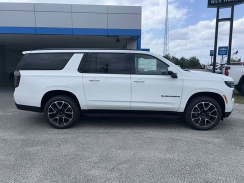 New 2026 Chevrolet Suburban RST w/ Comfort Package RWD image 4