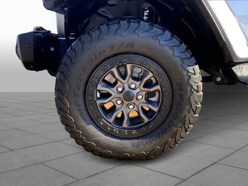 Used 2022 Jeep Wrangler Unlimited Rubicon AWD/4WD image 10