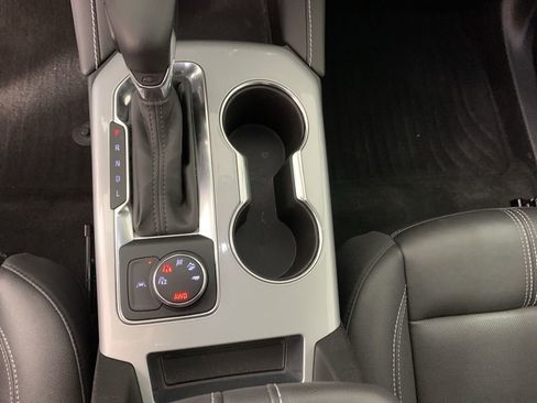 Used 2023 Chevrolet Blazer LT image 25