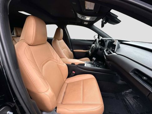 Used 2023 Lexus UX 250h FWD w/ Accessory Package (Z2) image 28