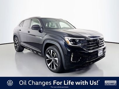 New 2025 Volkswagen Atlas Cross Sport SEL Premium R-Line