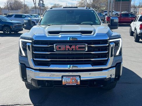 Certified 2024 GMC Sierra 2500 SLT w/ SLT Convenience Package AWD/4WD image 4