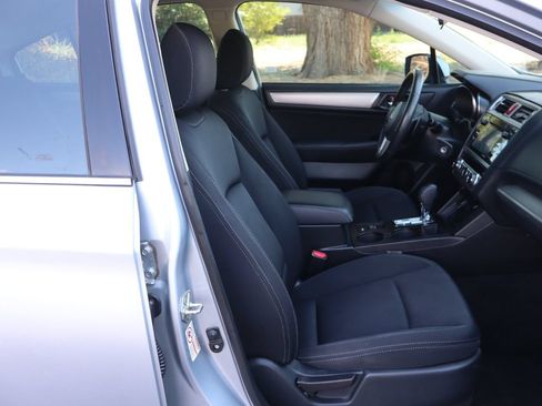 Used 2015 Subaru Legacy 2.5i Premium AWD/4WD image 22