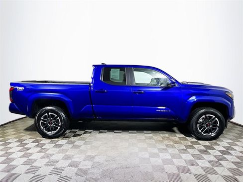 Certified 2025 Toyota Tacoma TRD Sport image 9
