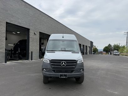 New 2025 Mercedes-Benz Sprinter 2500