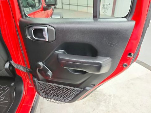 Used 2021 Jeep Wrangler Unlimited Sport image 36
