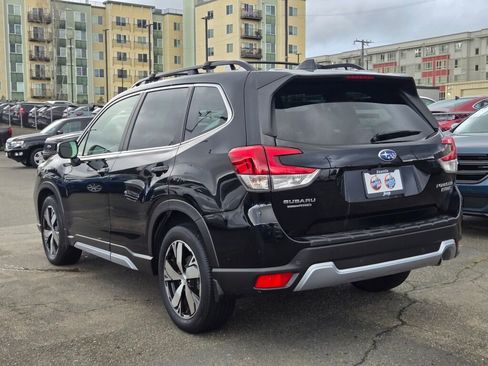 Used 2021 Subaru Forester Touring w/ Popular Package #2 image 5