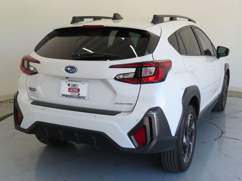 Certified 2025 Subaru Crosstrek 2.5i Limited w/ Crosstrek Mirror Package image 4