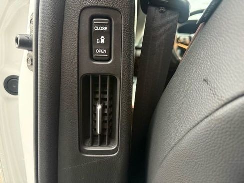 Used 2025 Honda Odyssey Elite image 28