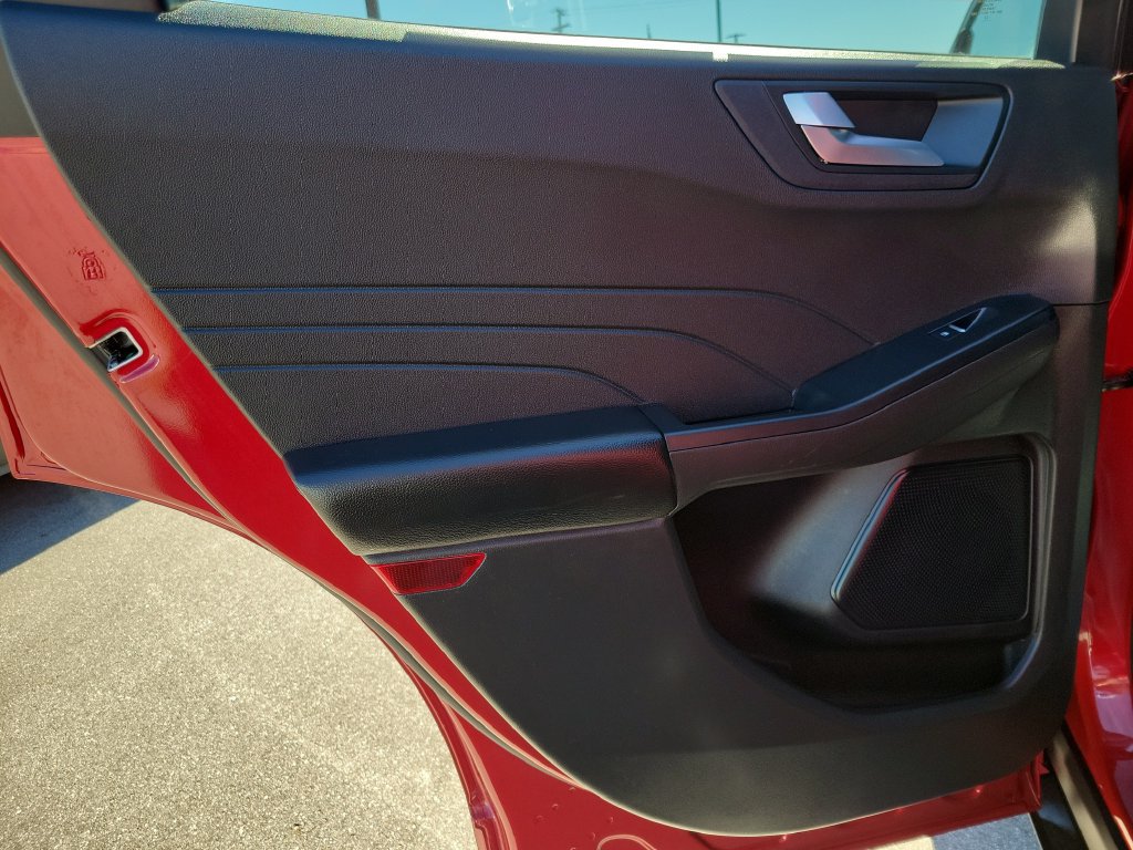 Used 2023 Ford Escape ST-Line w/ Tech Pack #1 FWD image 10