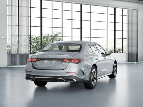 New 2026 Mercedes-Benz E 350 4MATIC Sedan image 23