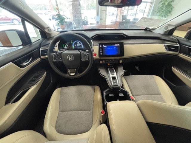 Used 2018 Honda Clarity Plug-In Hybrid image 10